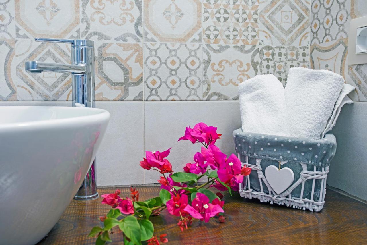 Le Volte Apartments Torchiarolo Ngoại thất bức ảnh
